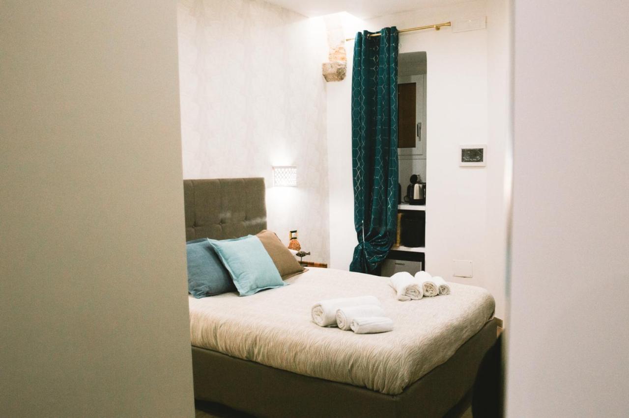 Dimora Petra -Suites- Bari Exterior foto